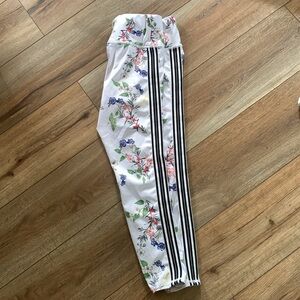 Athleta sz S Floral Leggings like new!